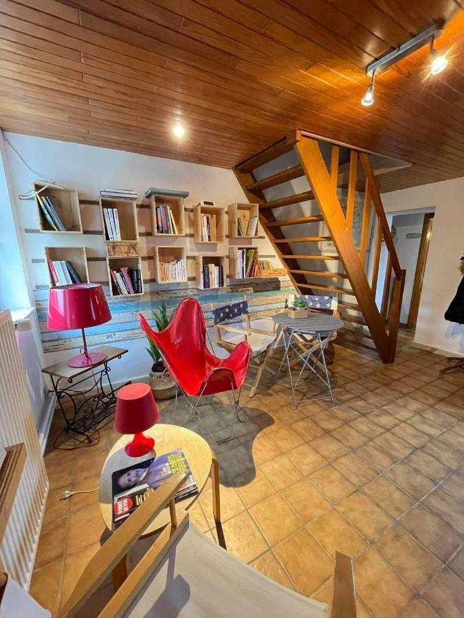 Lesse En Ciel Vous Accueille Avec Plaisir . Villa Houyet Exterior photo